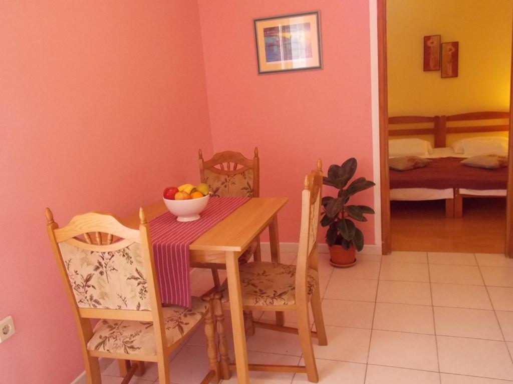 Apartment Ivana Водице Екстер'єр фото