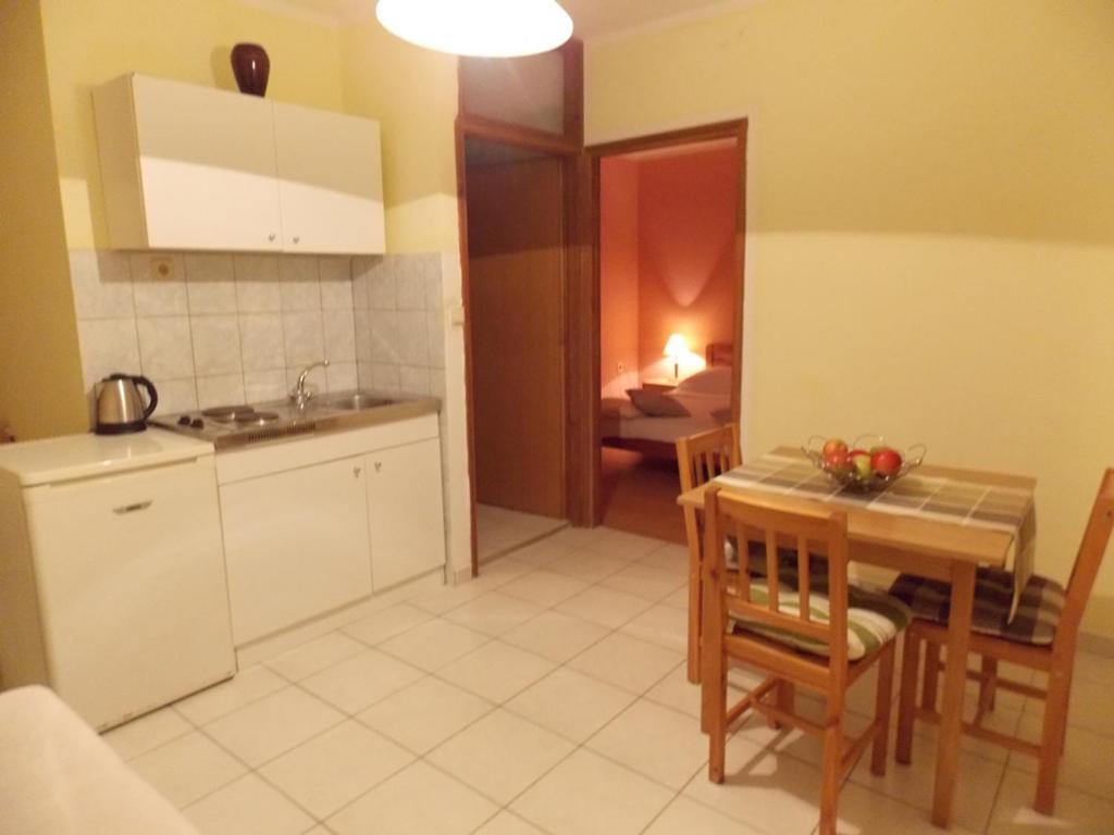 Apartment Ivana Водице Екстер'єр фото