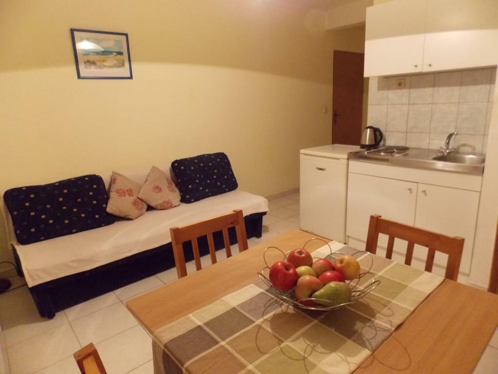Apartment Ivana Водице Екстер'єр фото